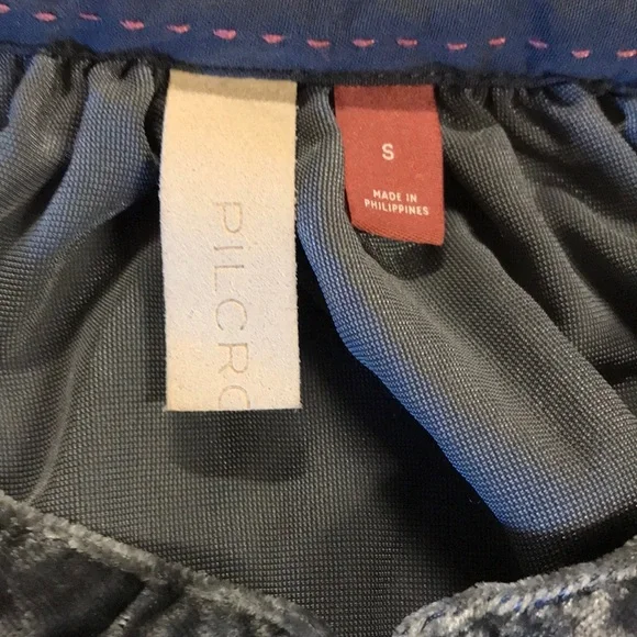 Anthropologie Pilcro Velvet blouse Women S gray Femme Button down Shirt - Picture 7 of 11